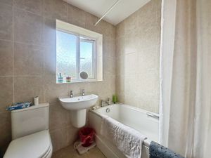 Bathroom - click for photo gallery
